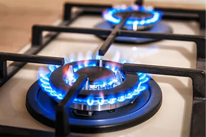 Gas cooktop burner alight